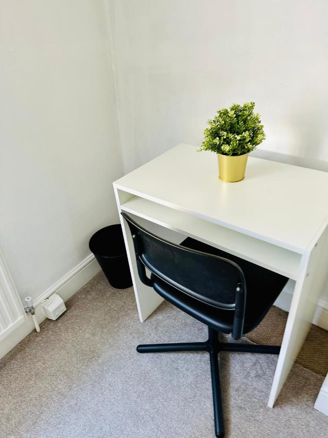 Accommodatie bij particulieren Cozy Double And Triple In Greenwich *