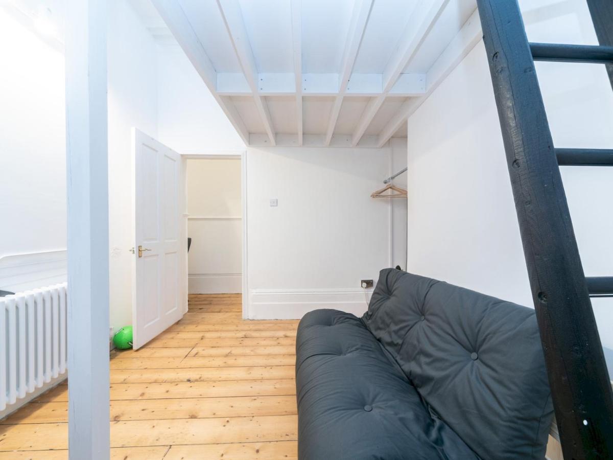 Pass The Keys Rustic And Quirky Flat In Charming Charlton Village Apartamento Londres