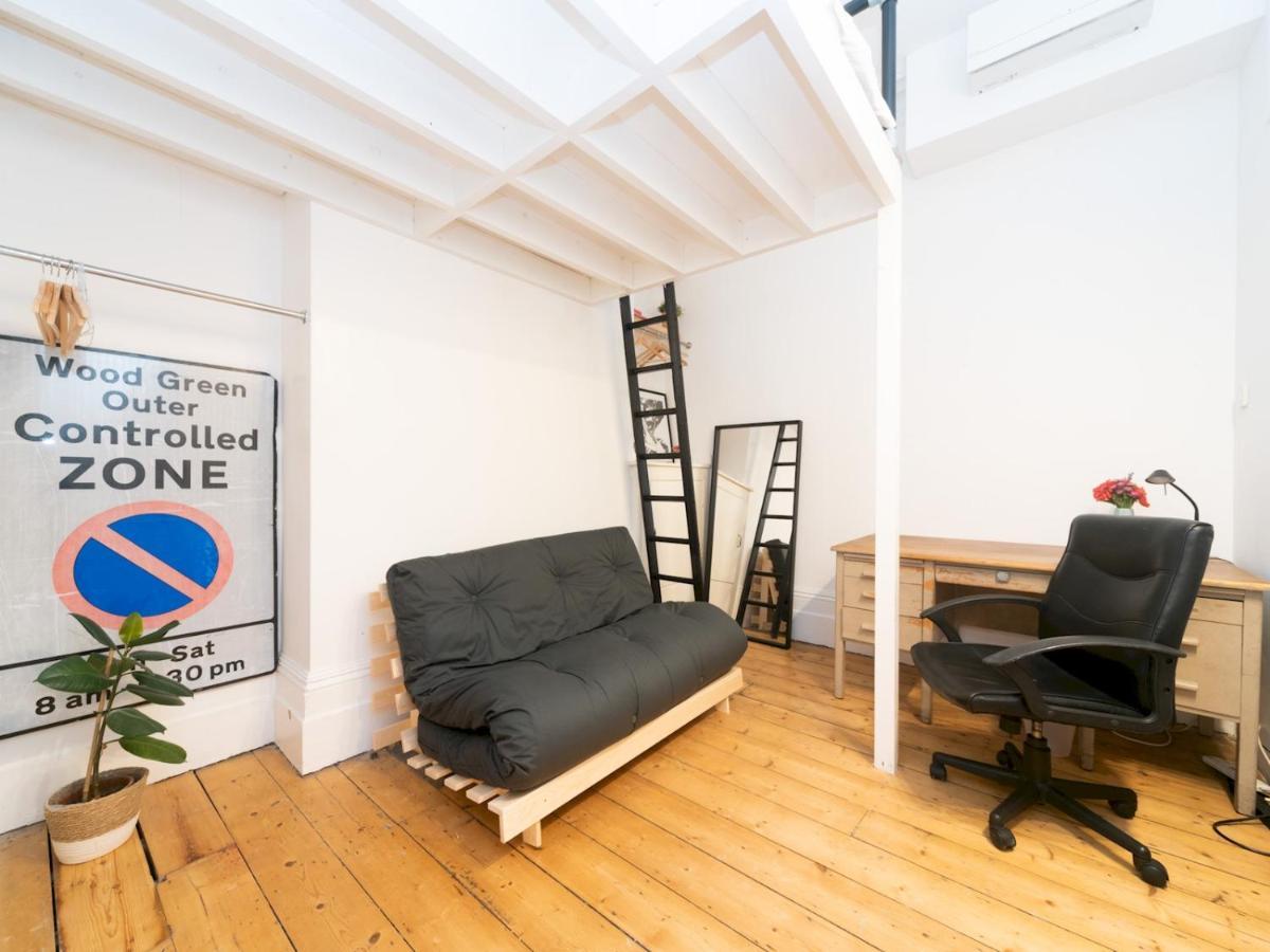 Apartamento Pass The Keys Rustic And Quirky Flat In Charming Charlton Village *