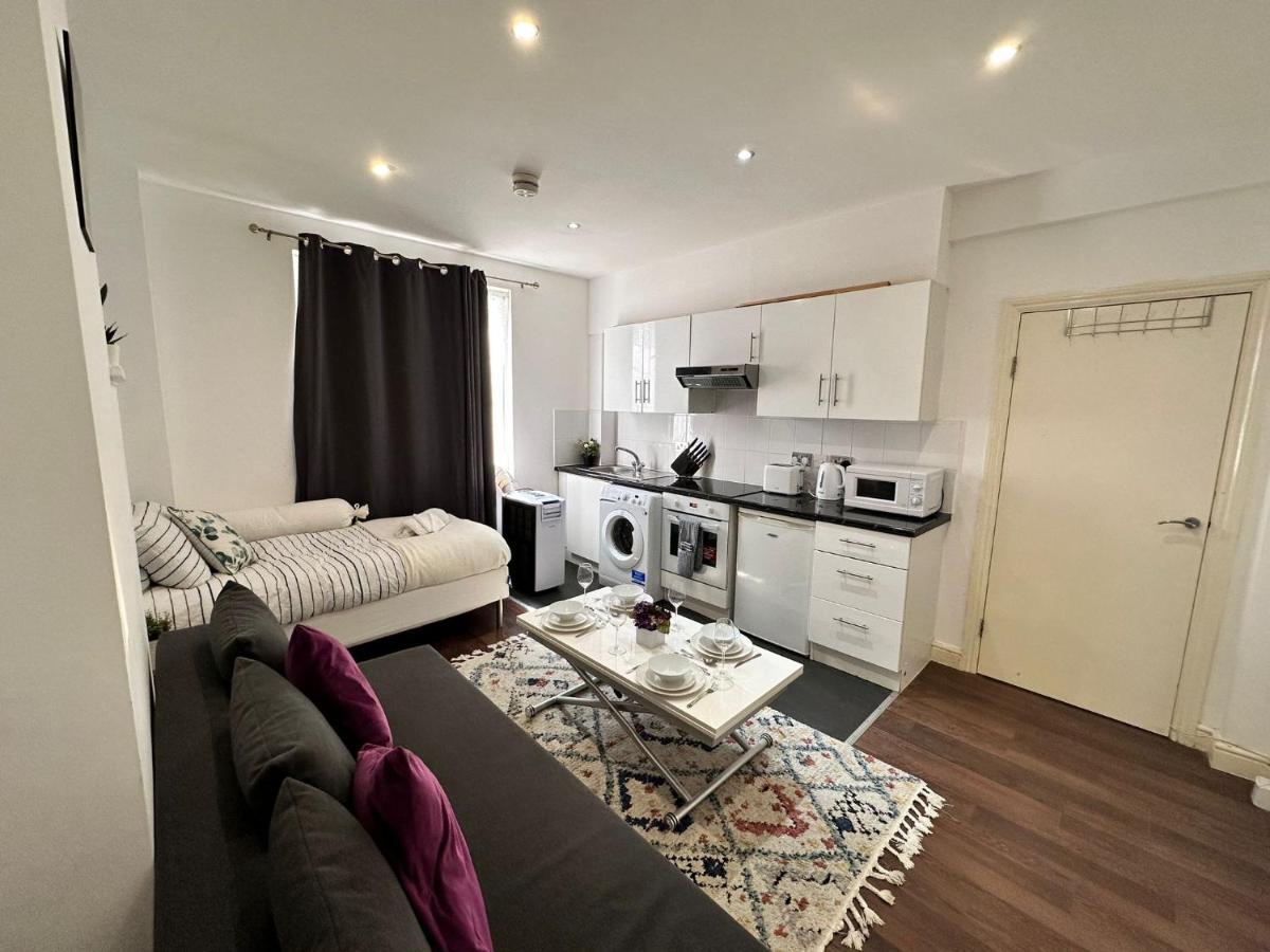 Central 1-bedroom Cozy Budget Apartment, Edgware Road Apartamento