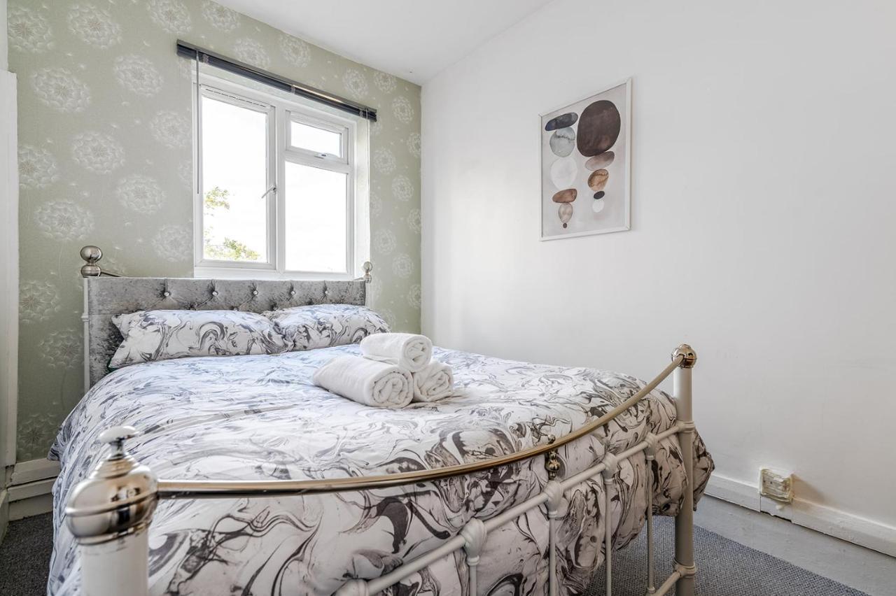 Astonishing Two Bedroom In Nelson Apartamento Londres