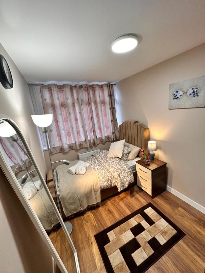 Canary Wharf Single Double And En-suite Pensión *