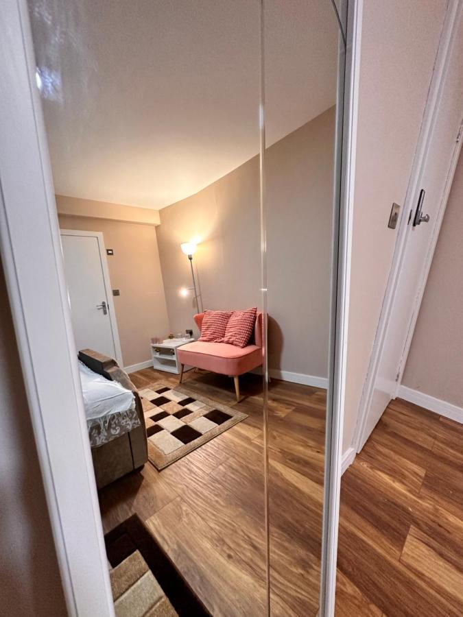 Canary Wharf Single Double And En-suite *