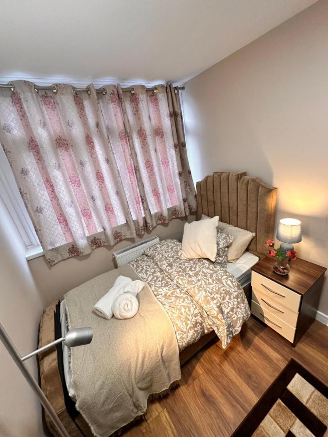 Canary Wharf Single Double And En-suite Pensión Londres
