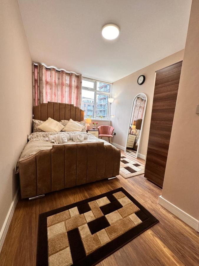 Canary Wharf Single Double And En-suite Pensión