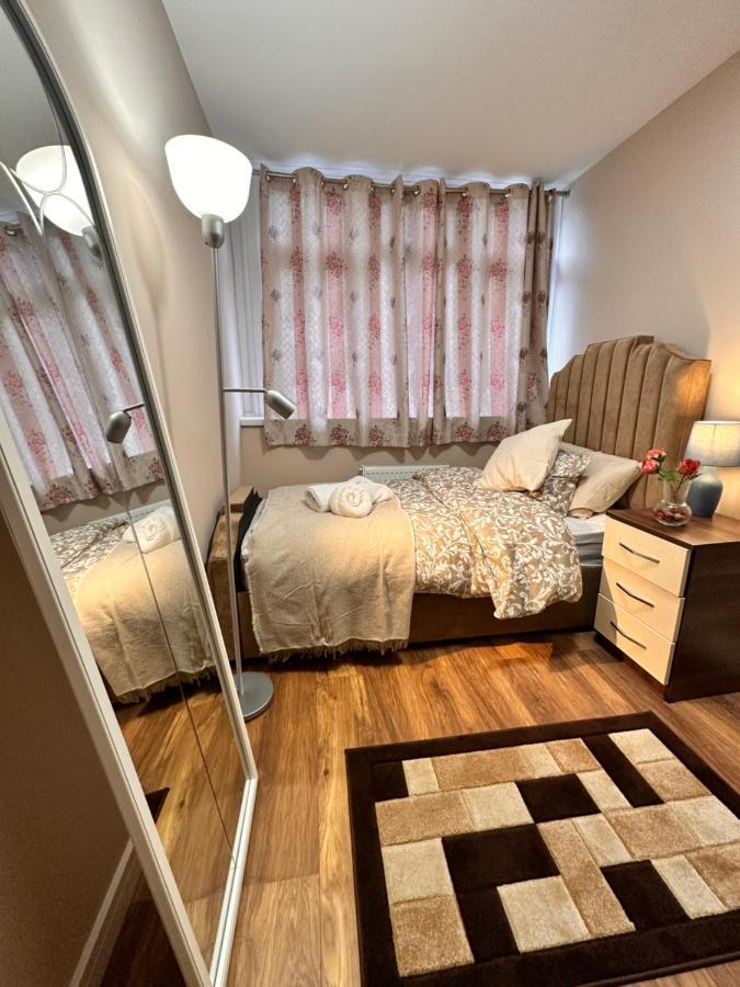 Canary Wharf Single Double And En-suite Pensión *