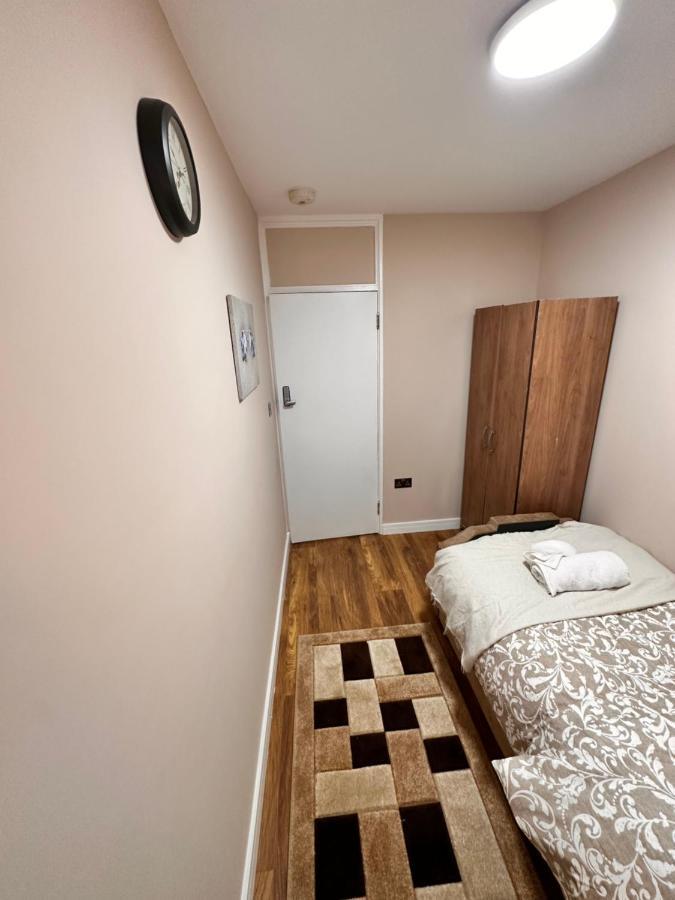 Pensión Canary Wharf Single Double And En-suite Londres