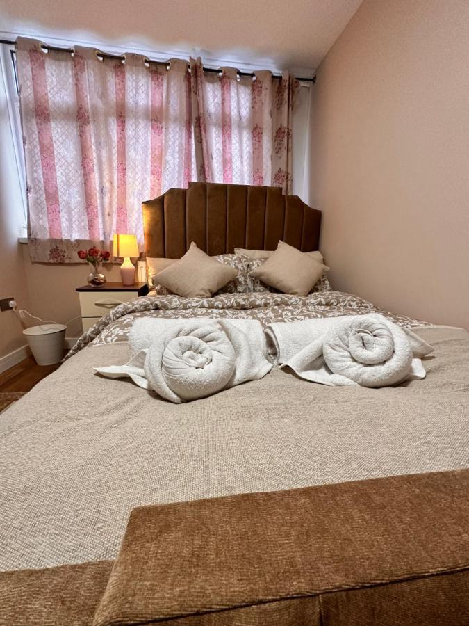 Pensión Canary Wharf Single Double And En-suite