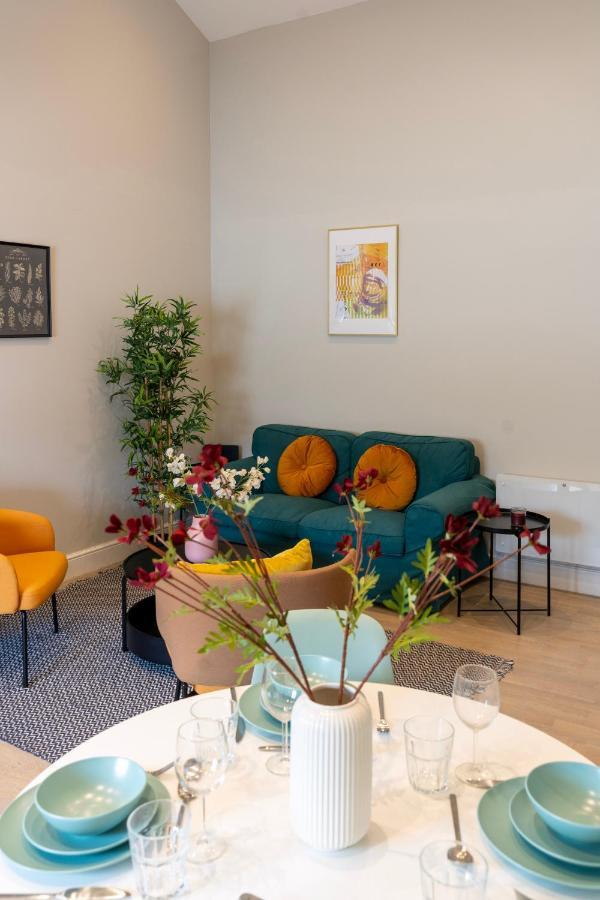 Stunning New 2 Bed Flat - 6 August House * Londres