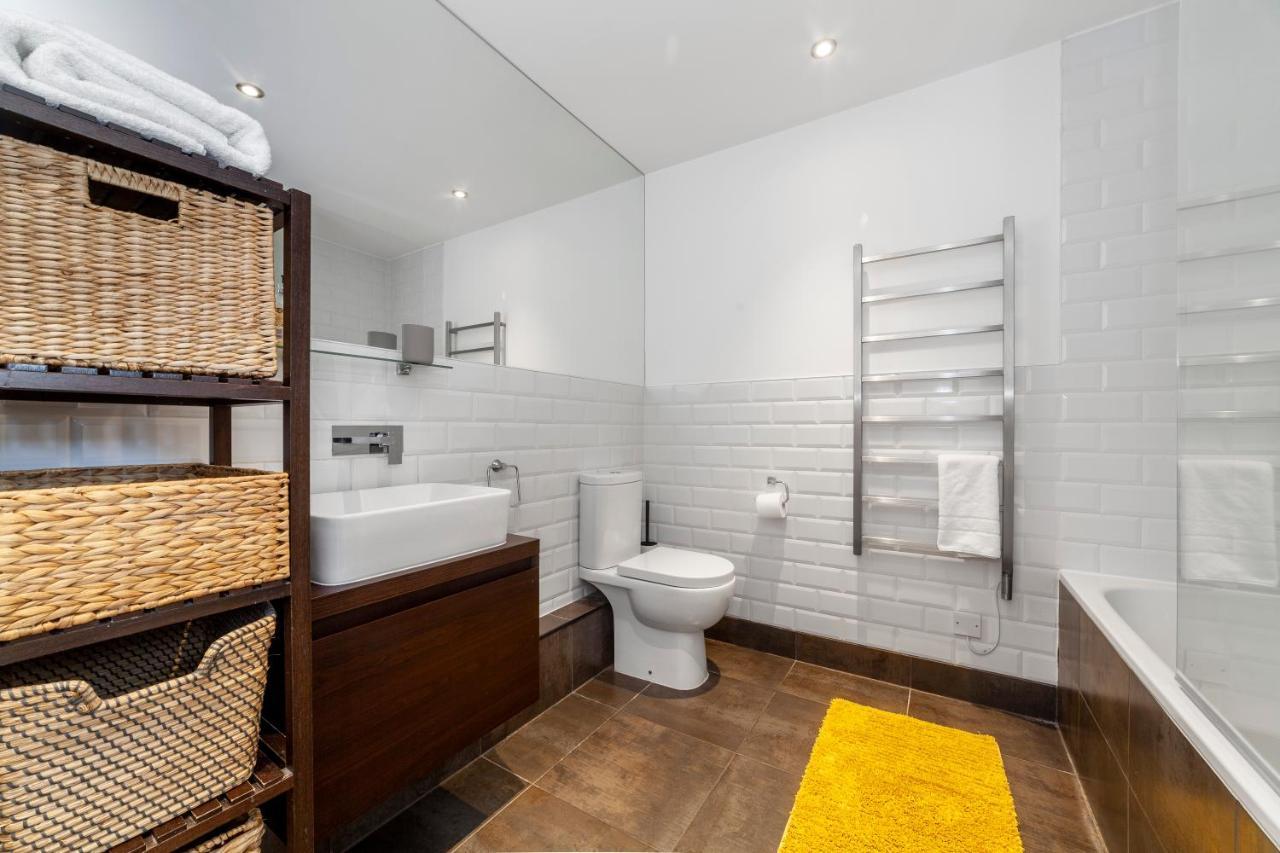 Modern And Bright 2 Bdr Flat In Clapham Common