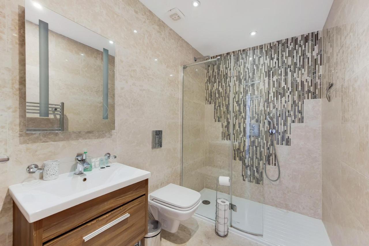 The Gloucester Residences *