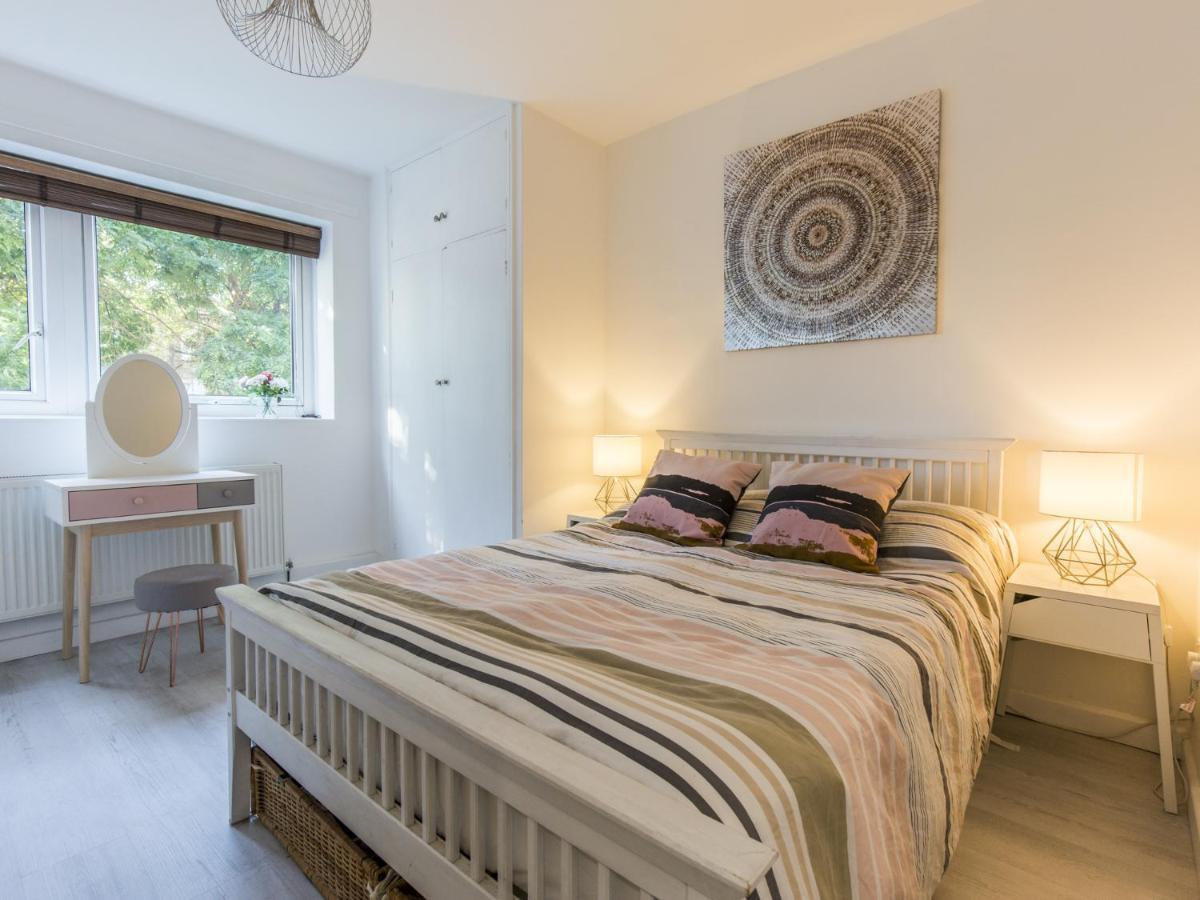 Appartement Spacious Flat In South With Balcony - Pass The Keys Londen