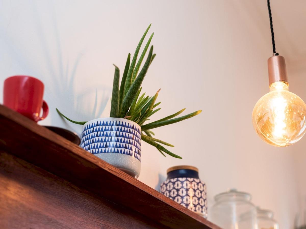 Pass The Keys Rustic And Quirky Flat In Charming Charlton Village Apartamento