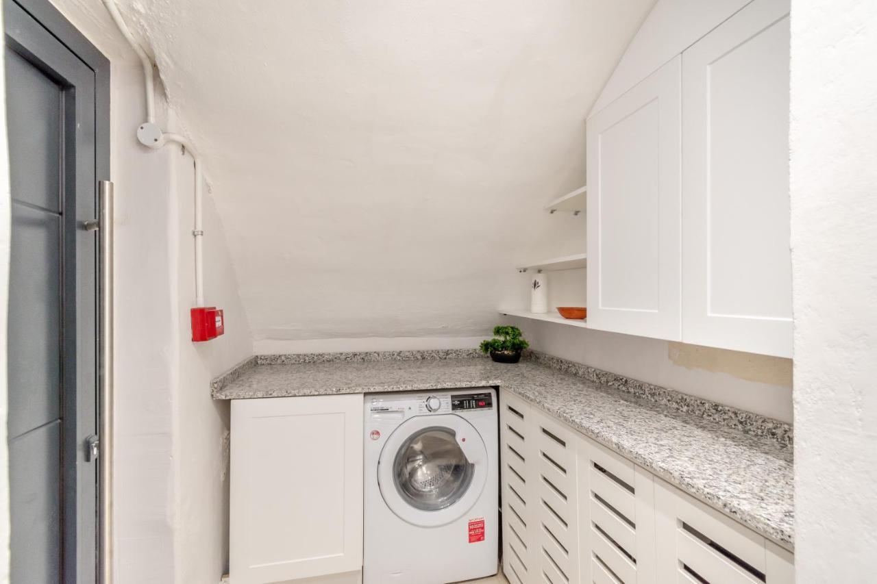 Modern Garden Flat With Private Parking Appartement *