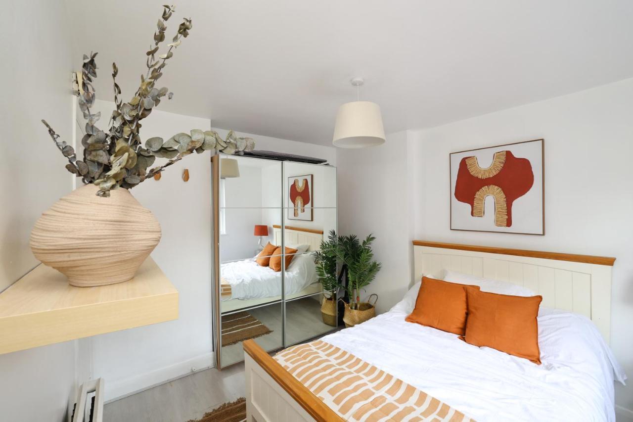 W For 4. Open Plan Kitchen/living Apartamento *