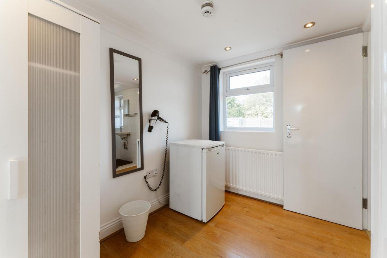 Pensión Plaistow Cosy Double - 8 *