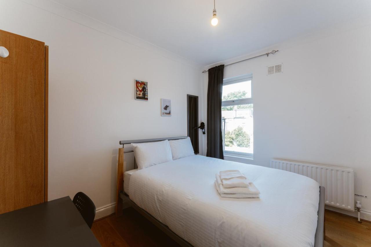 Pensión Plaistow Cosy Double - 8 *