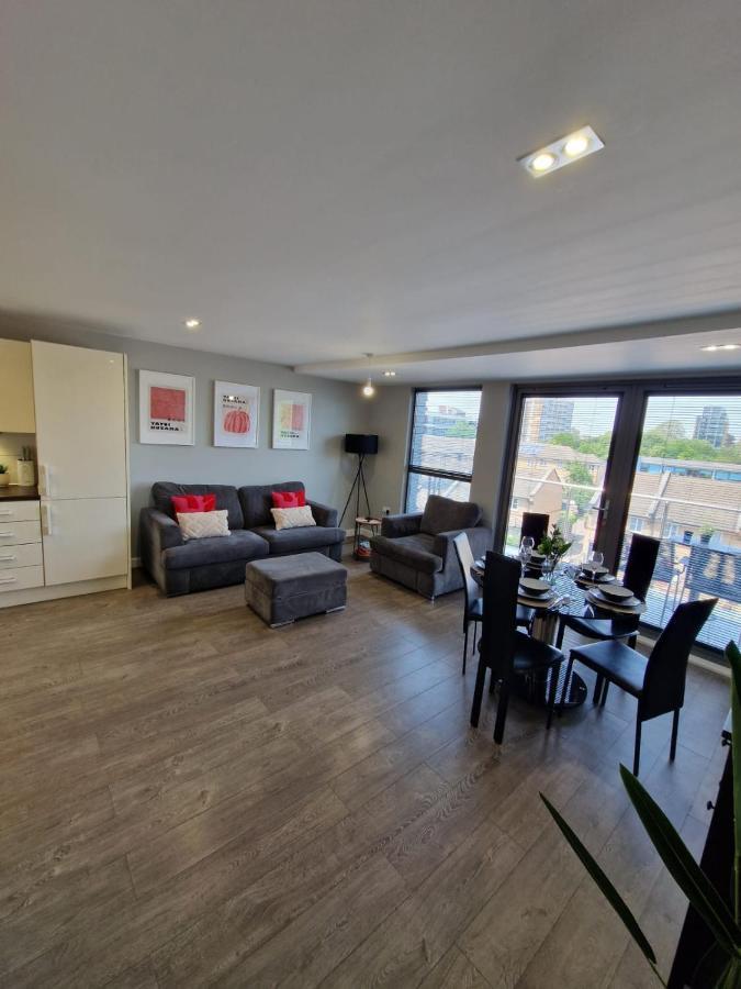Modern 3 Bed Flat With Private Terrace In Shoreditch Appartement Londres