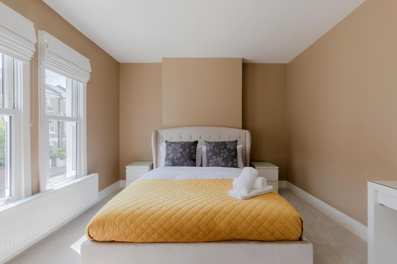 Apartamento Central, Stylish And Spacious 4 Bedroom House 2,5 Bathrooms In Shepherd's Bush Londres