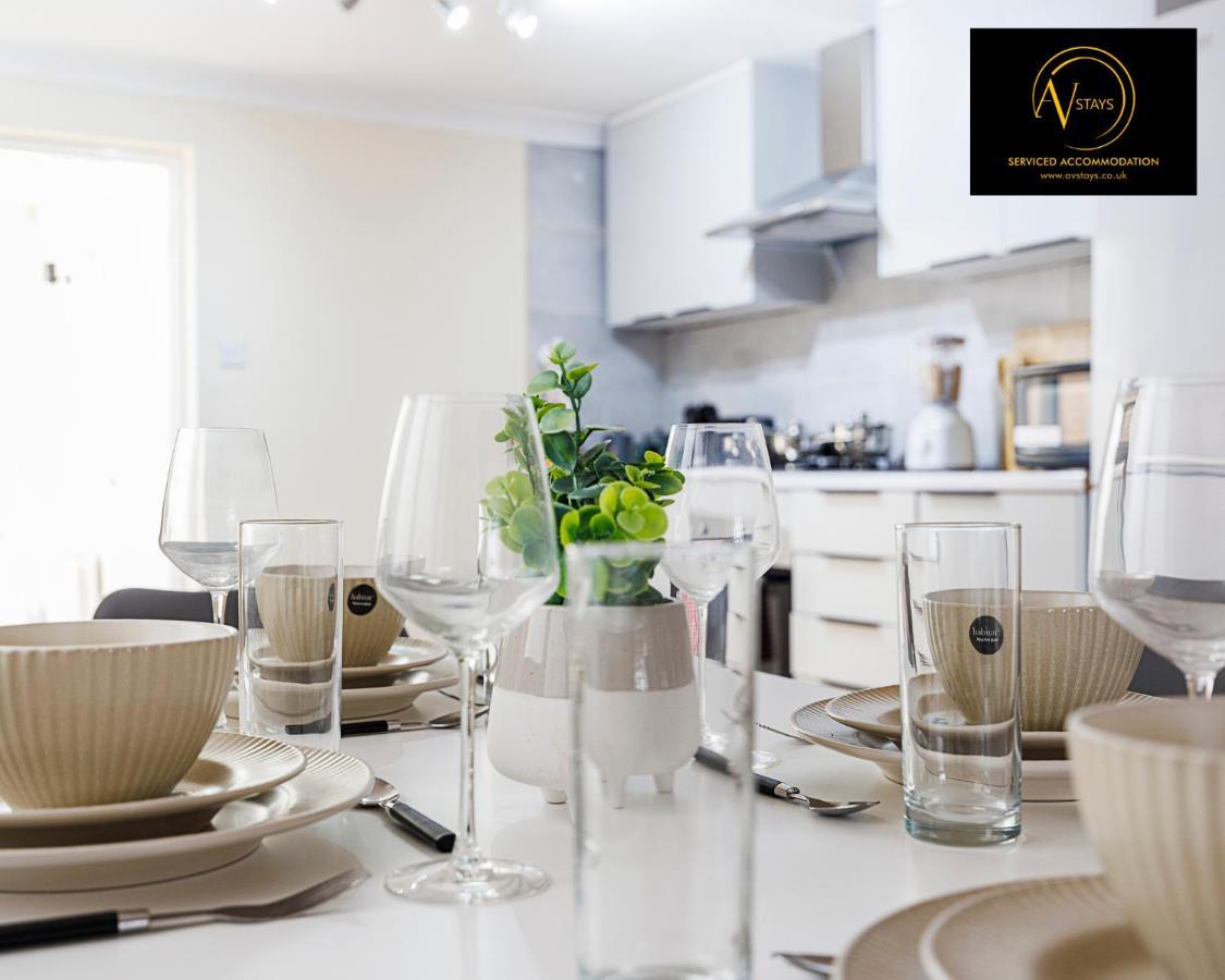 2 Bedroom House By Av Stays Short Lets Croydon With Free Wi-fi Londen