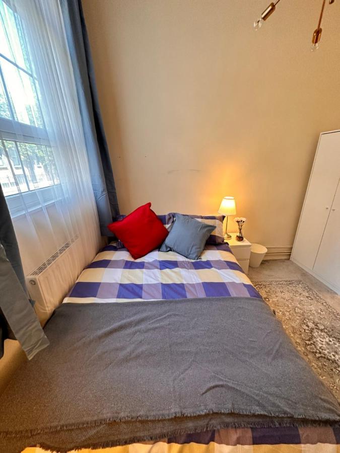 Guest house 2 Amazing Double In Whitechapel London