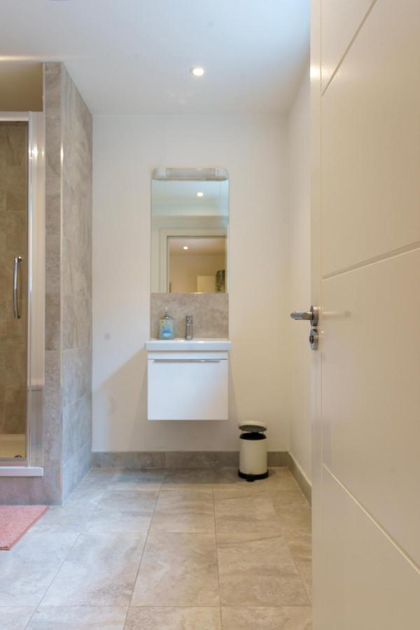 Apartment Gorgeous New 2 Bed Flat - 2 August House