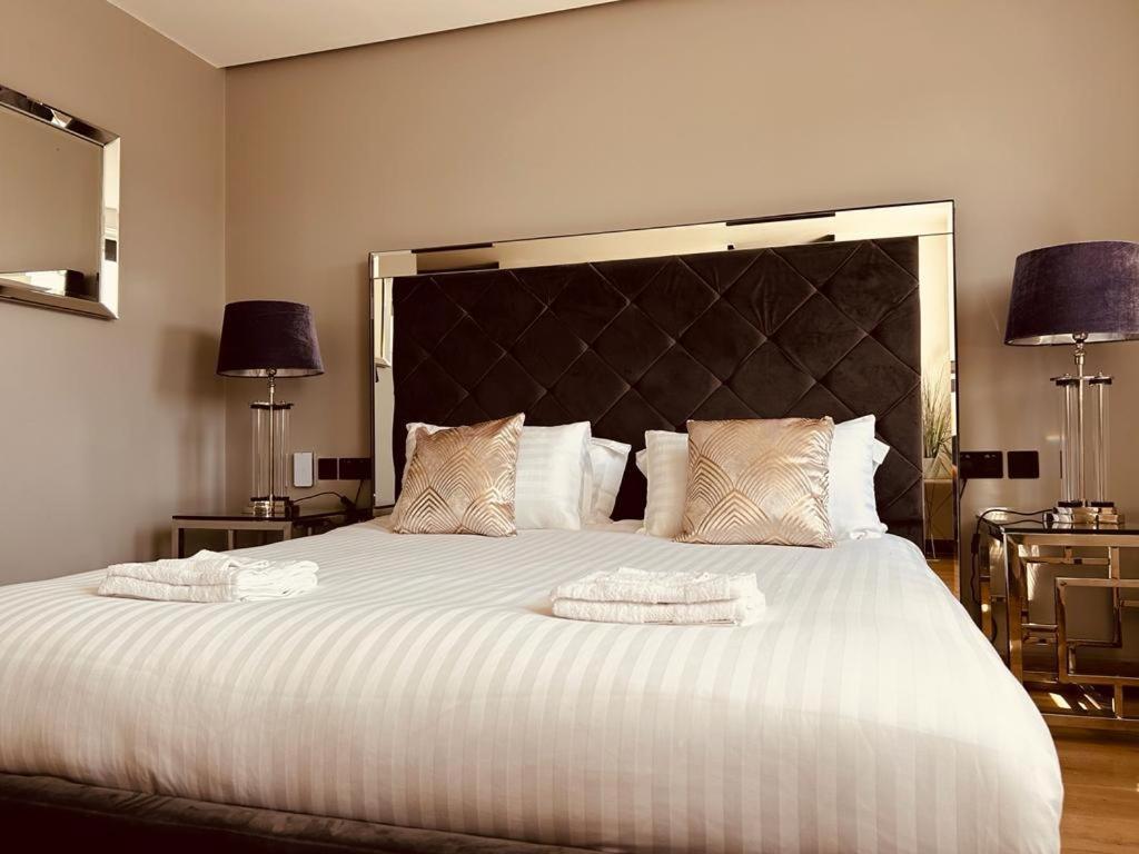 3 Bed Luxury Penthouse Hoxton Square With Terrace * Londres