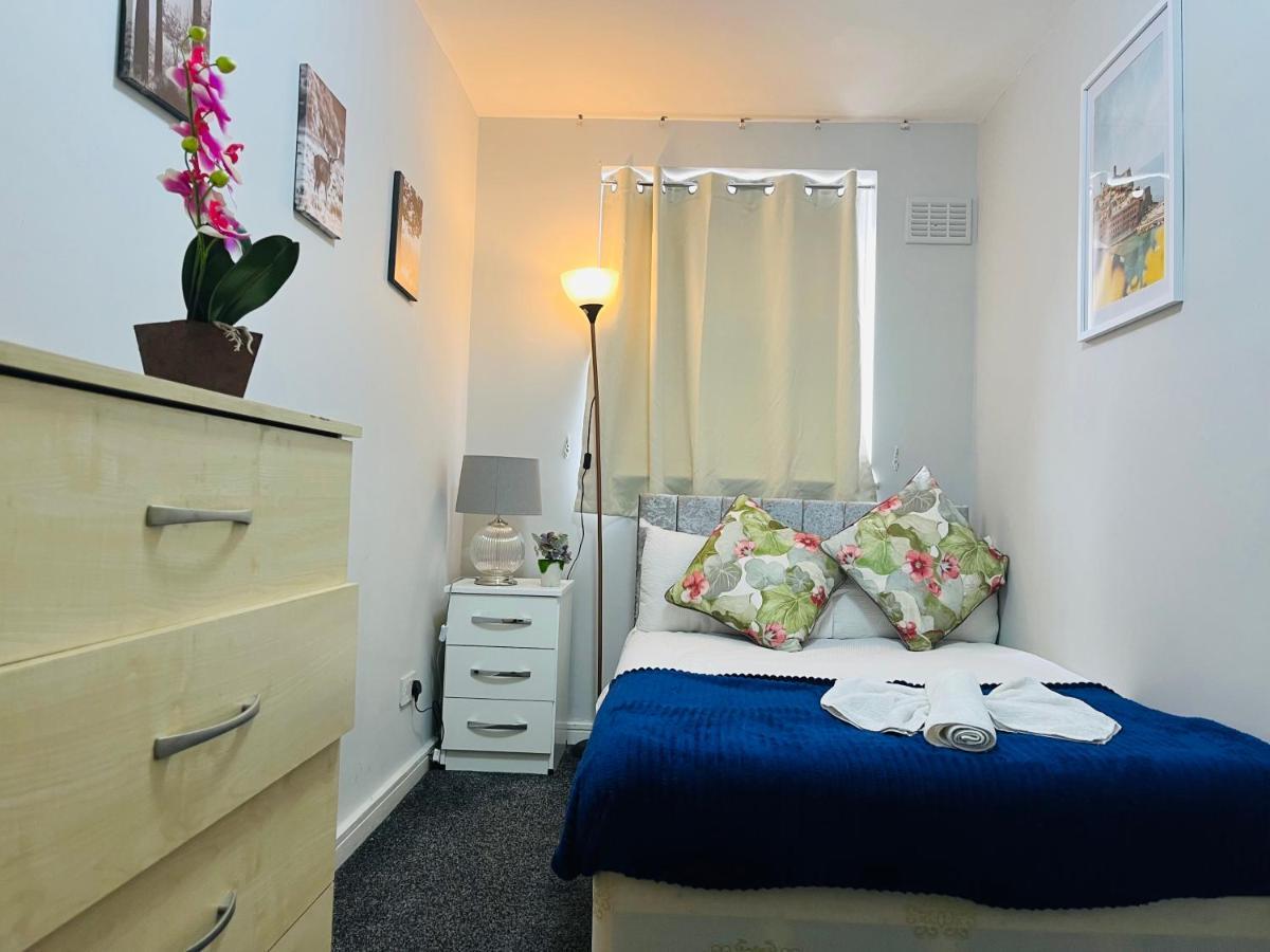 Chelsea Cromwell Road 2-bedroom & Living Budget Apartamento *