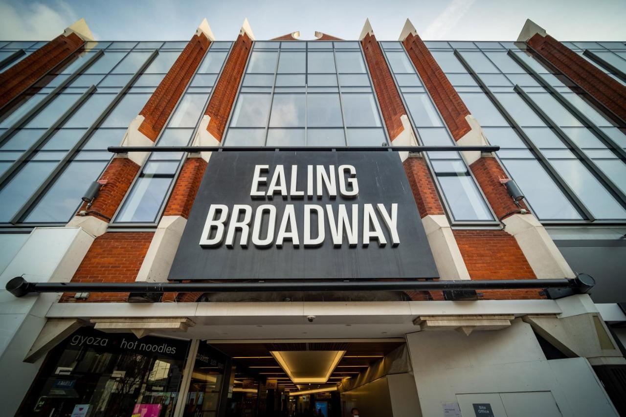 Artsy Serviced - Ealing London