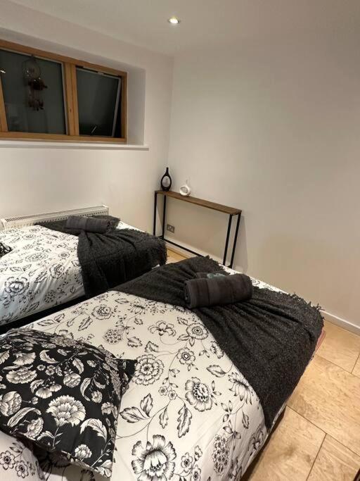 Double Or Twin In A Sharing House Zone 2 Apartment