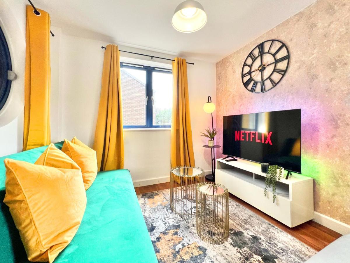 Weekly Or Monthly - Relocation & Business - 4 Guests - By Hofin Stays Short Lets & Serviced * Londres