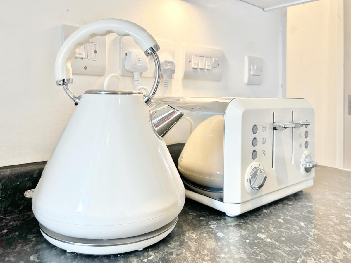 Weekly Or Monthly - Relocation & Business - 4 Guests - By Hofin Stays Short Lets & Serviced Londres