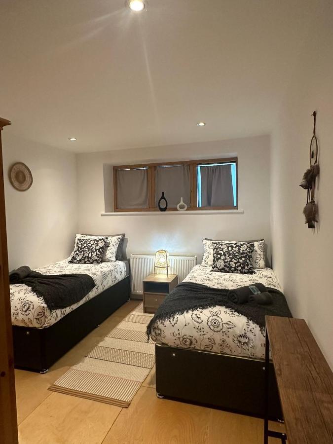 Apartment Double Or Twin In A Sharing House Zone 2 *
