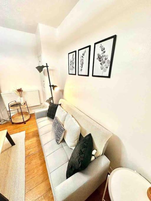 Jb Greenwich Apartment London
