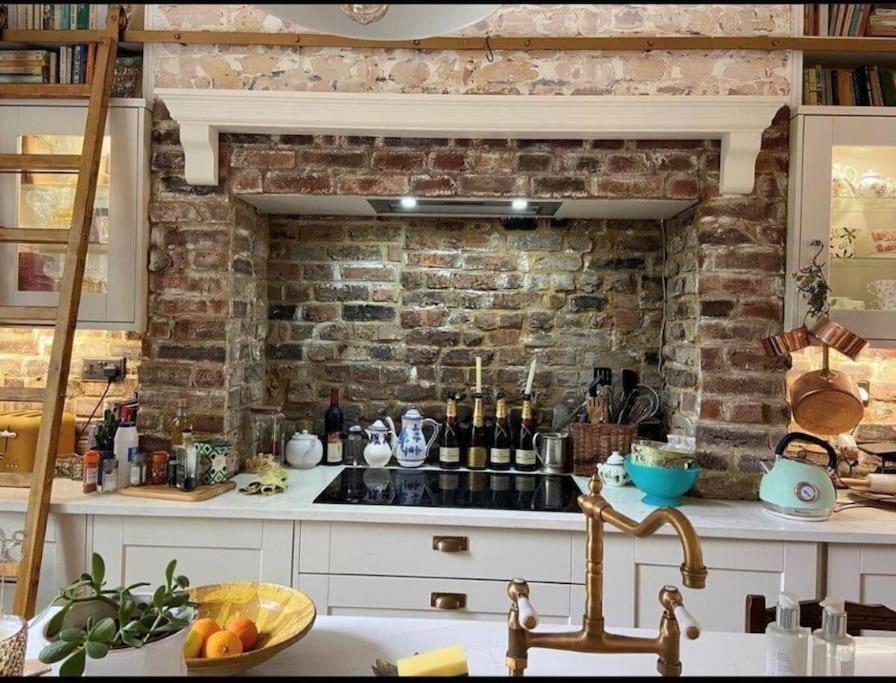 Gorgeous Grade Ii Listed Georgian House - Leafy Square Views - Londres