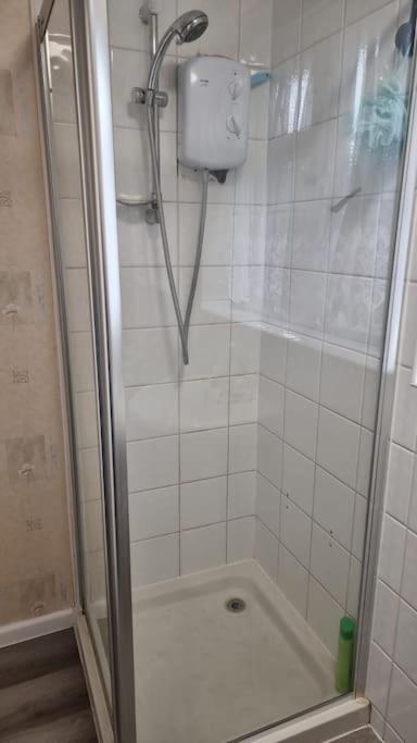 Сasa de vacaciones Coolfin House-close To Excel, Contractors, Relocators, Paid Parking Londres