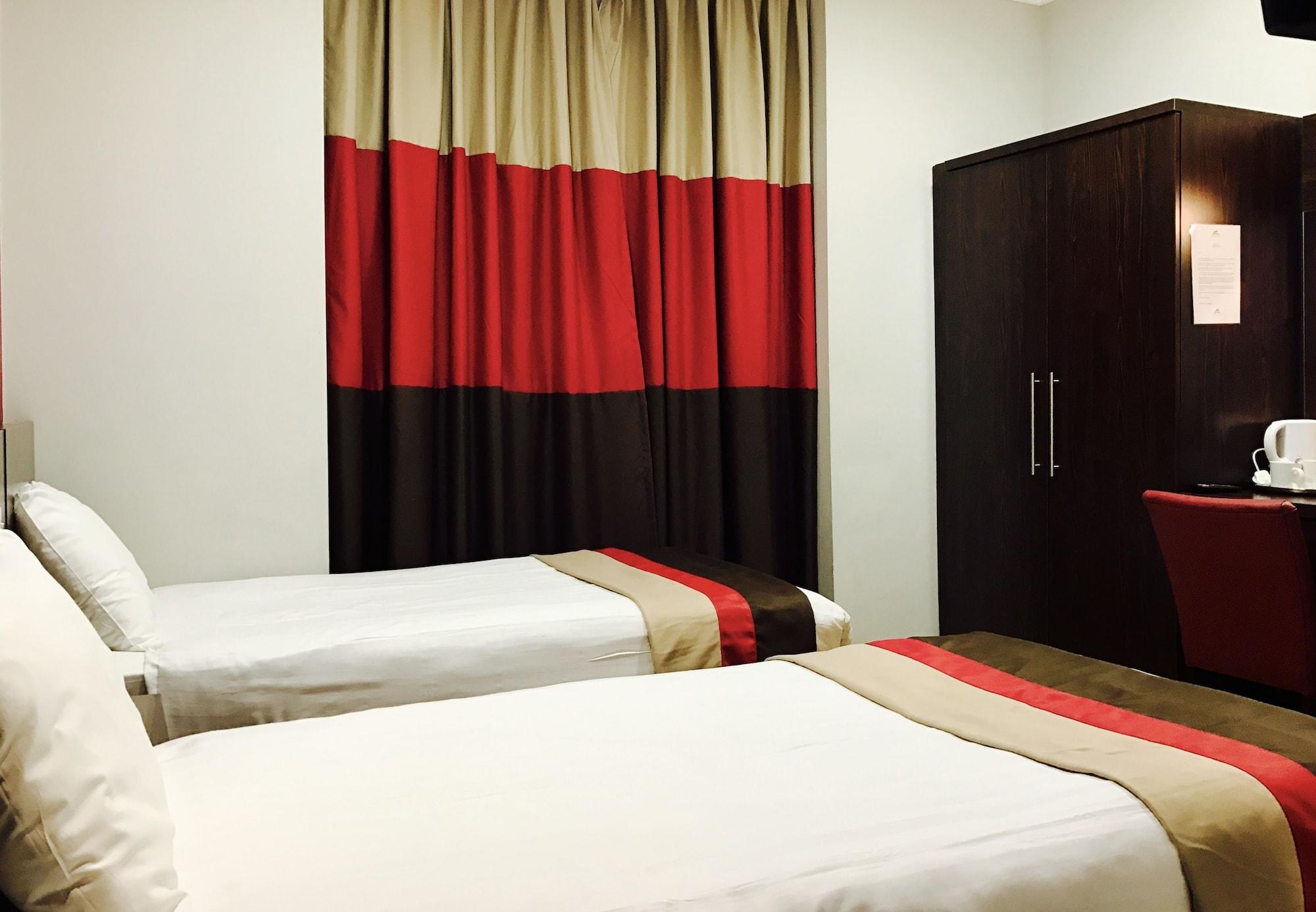 Royal Cambridge Hotel 3*
