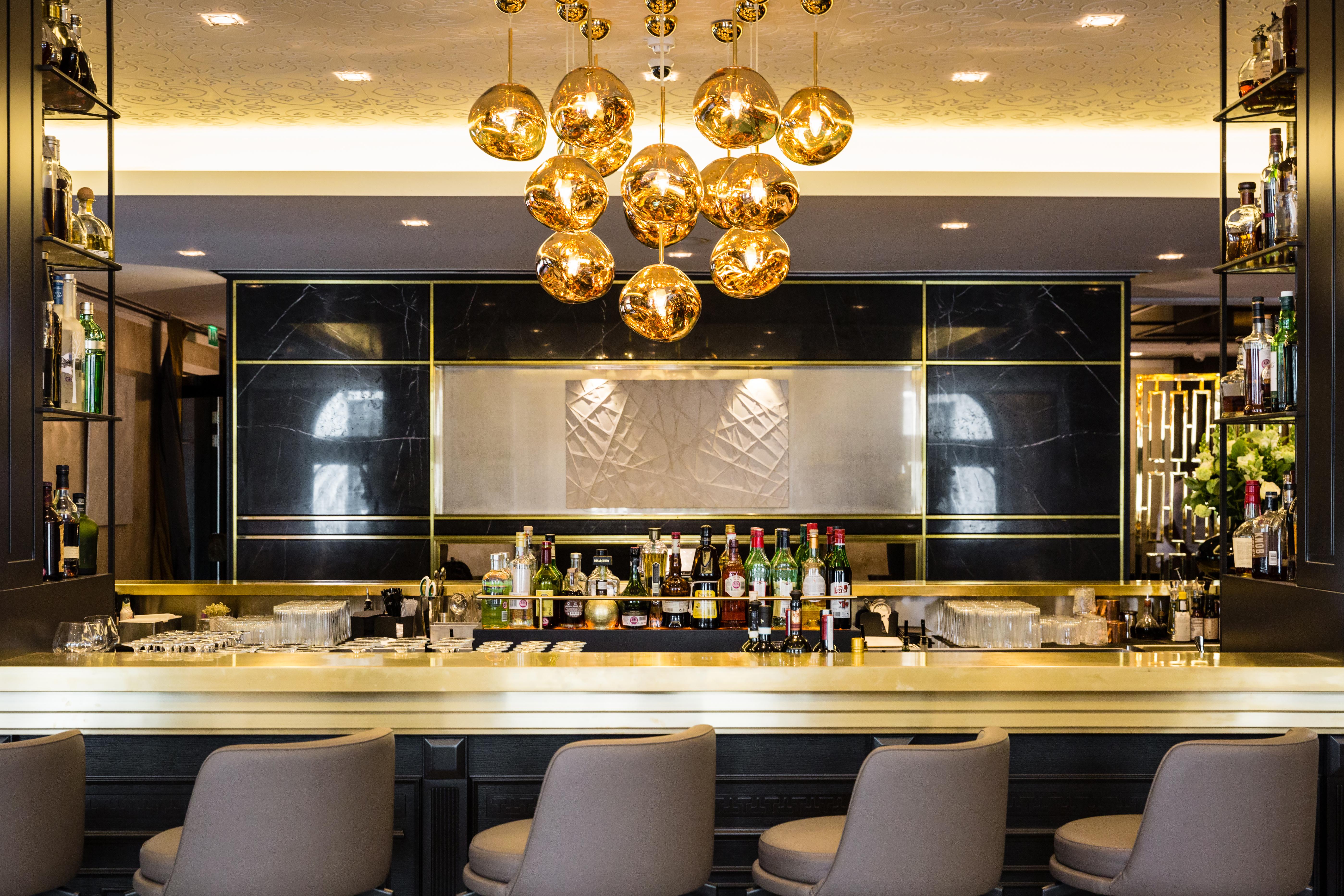60 Hyde Park Gate 5* London