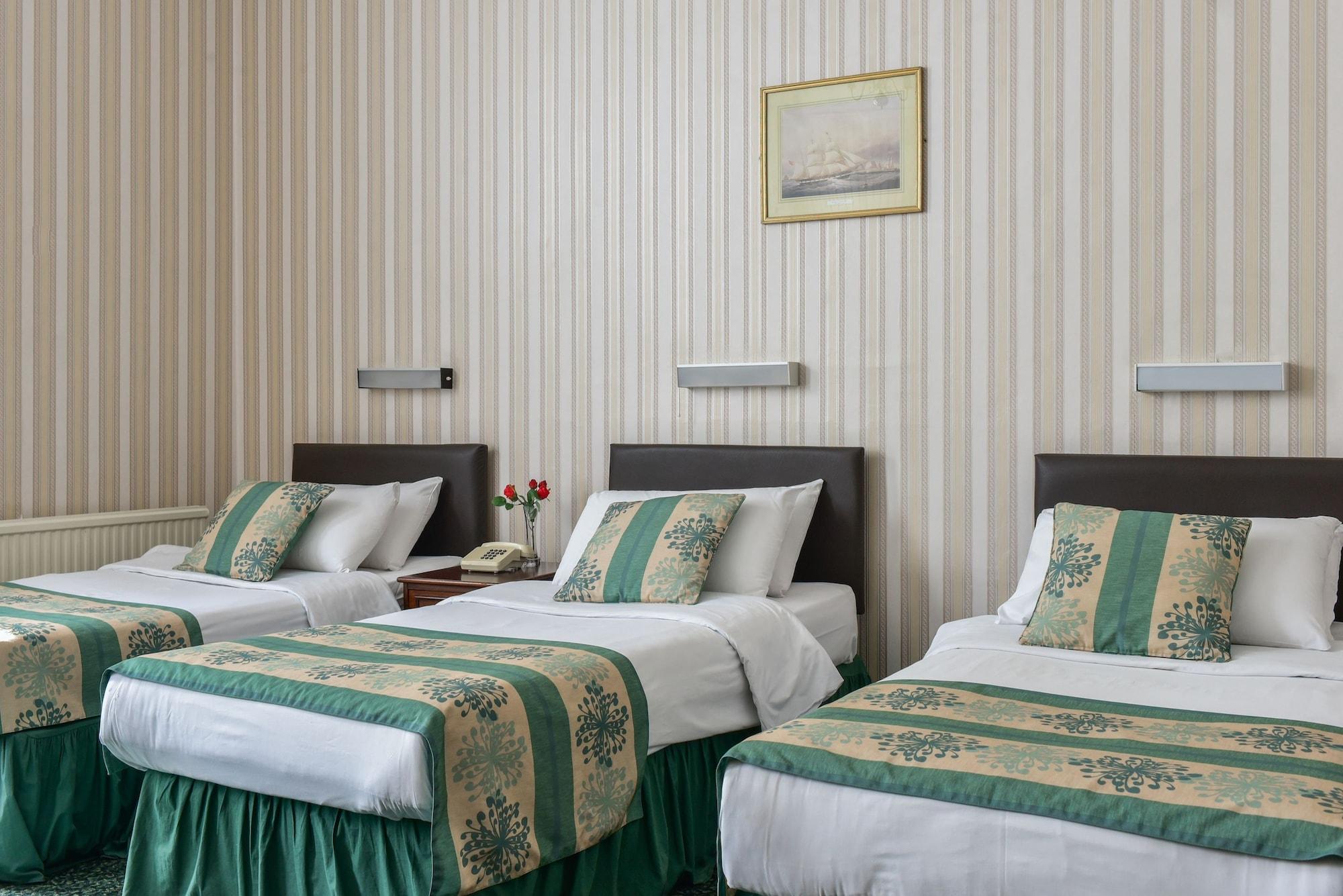 The Columbia Hotel 3*