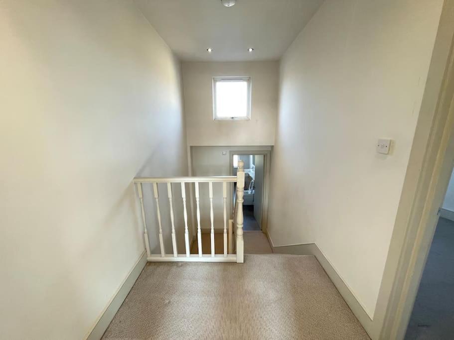 Ferienhaus Westfield, 8 Beds, 5 Stations 10min, 20min *