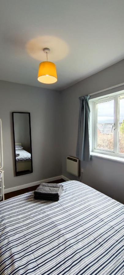 Apartment Apartment *