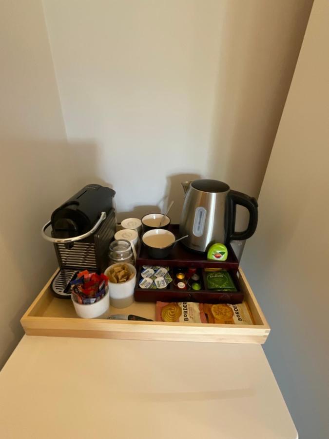 Homestay Away From London