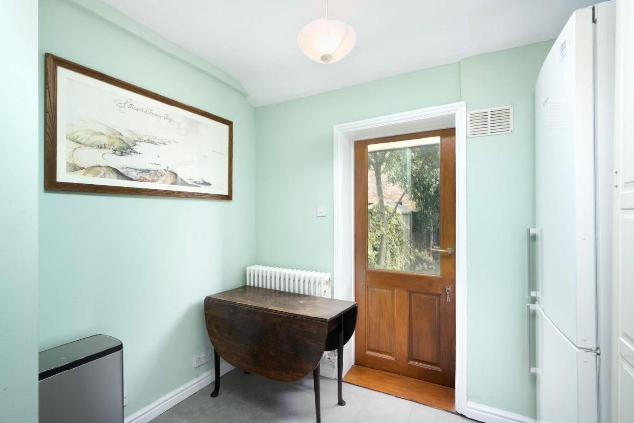 Casa de férias 3br House A Perfect Group Getaway Londres