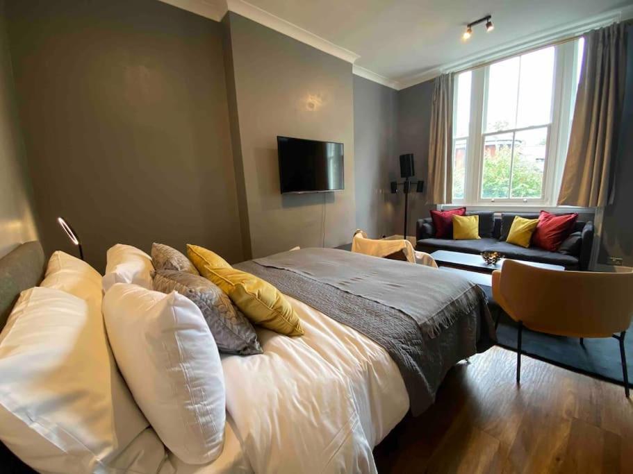 Stylish Near Regents Park N6 * Londres