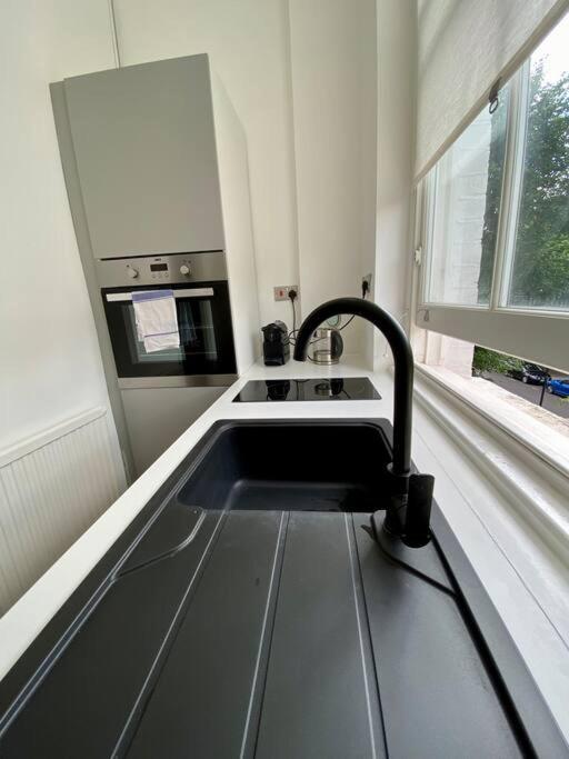 Apartamento For 3 Near Regents Park N5 Londres