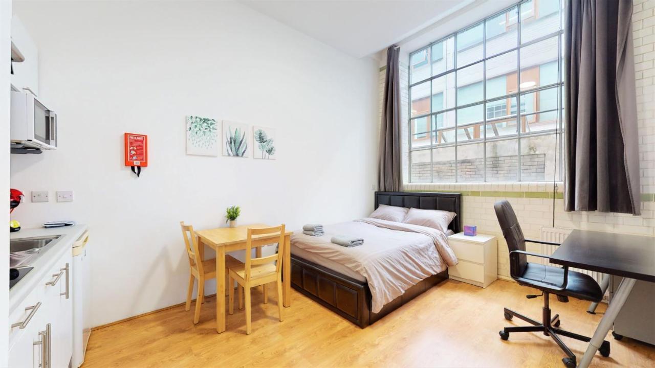 Amazing Studio
