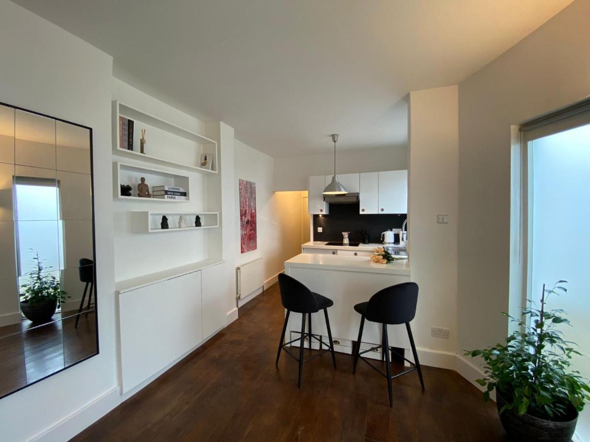 Apartamento Spacious 1 Bedroom Flat With Private Garden. Ideal For Business Travelers And Couples. 2 Mins Away From Paddington Station. *