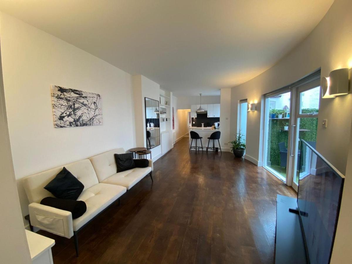 Apartamento Spacious 1 Bedroom Flat With Private Garden. Ideal For Business Travelers And Couples. 2 Mins Away From Paddington Station.