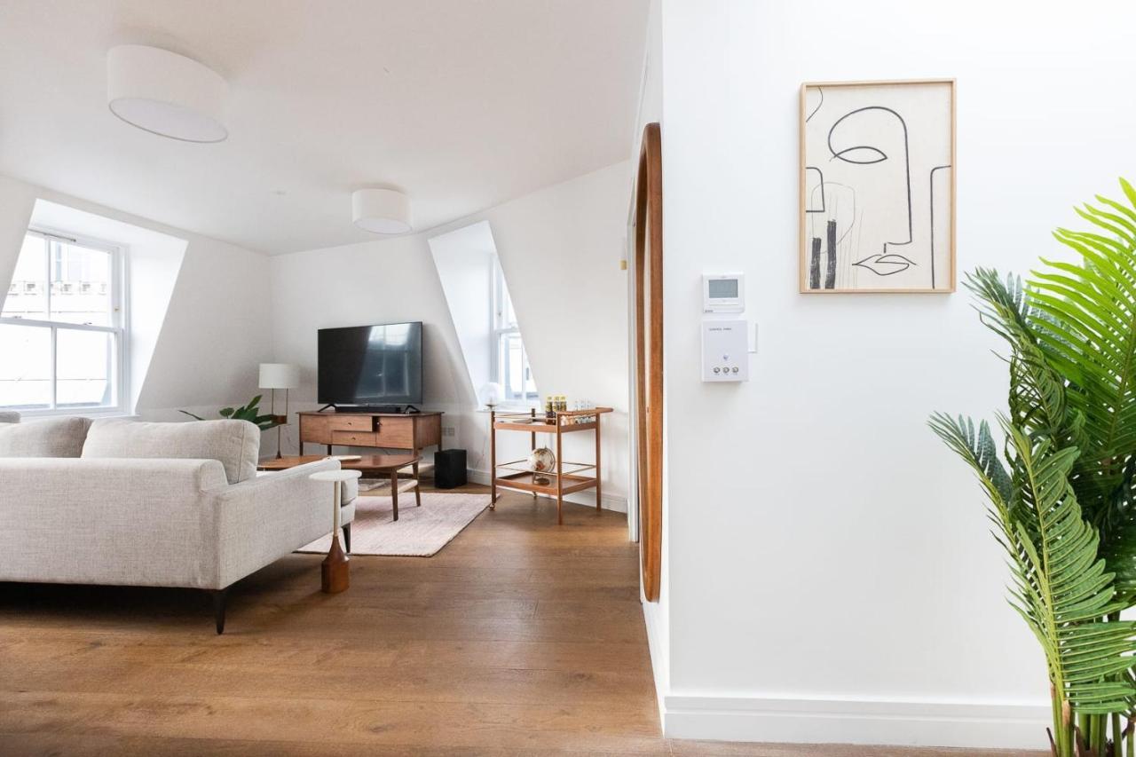 Stunning 2 Bedroom Duplex In Holborn