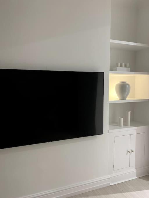 Apartment Stunning Two Bed Flat In Angel